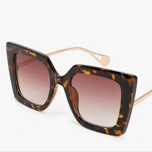 NTW Oversized Cat Eye Sunglasses